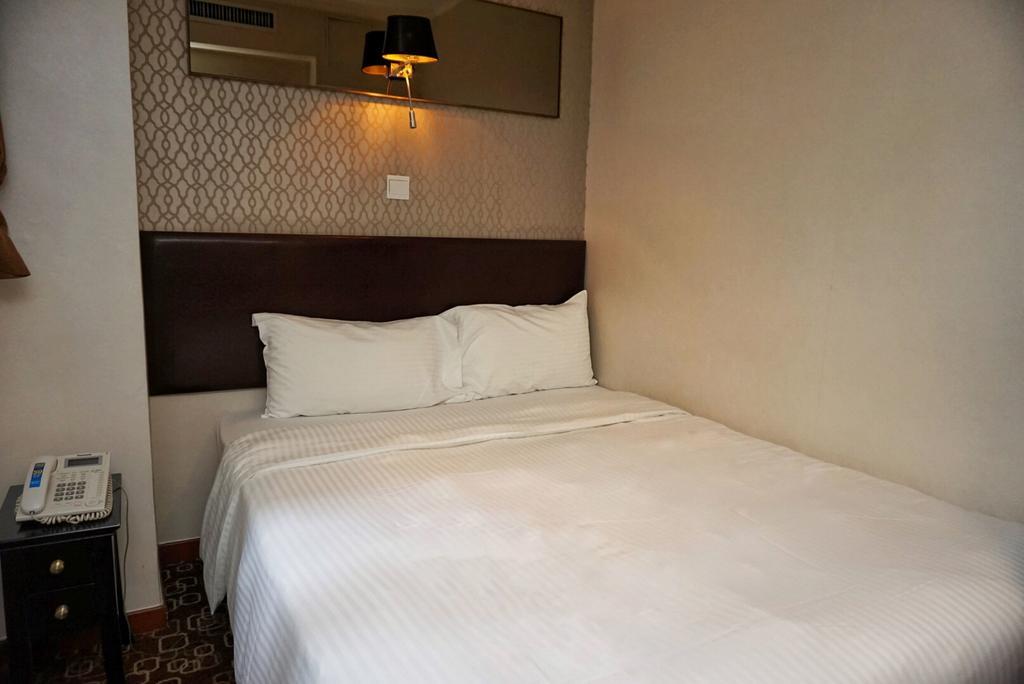 Lander Hotel Prince Edward Hong Kong Ngoại thất bức ảnh